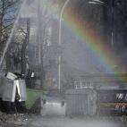 5c8b740f360000c81a6d1f0d