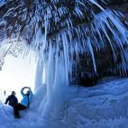 5c8b7472230000040124c664