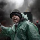 5c8b75a5240000f7054d8923