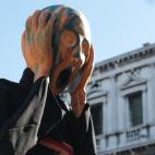 5c8b183f360000a61b6c715d