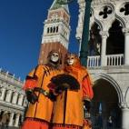 5c8b1840230000dd0424160c