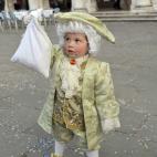 5c8b1843360000ba1a6c7169