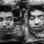 Hanoi, Vietnam, 2013. Los retratos bajo la superficie del agua son momentos únicos diferentes a los demás retratos.