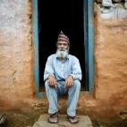 5c8b8212200000430470f025