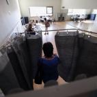 5c8aa8ab2500005206817f56