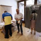 5c8aa8ad2000009e046f7ff0