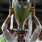 5c8b0bad3b000072066cd9eb