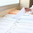 5c8b2799240000f7054cfec2