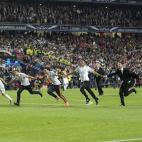 5c8b0baf360000c81a6c5866