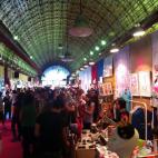 La filosofía del Nómada Market es la de reunir a diseñadores emergentes y desconocidos que quieran mostrar sus productos al mundo en un evento único. Como se puede esperar por el nombre, cada edición de este evento se hace en un lugar disti...