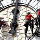 5c8b76fc2500000704cabd42