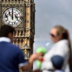 5c8b76fd22000033001afa46