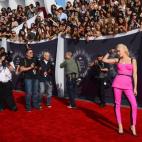 5c8b7e943b000070066db9e1