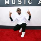 5c8b7e99200000430470e81d