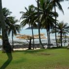 Este pequeñísimo archipiélago africano es un auténtico paraíso al noreste de la costa de Gabón. Alejado de rutas comerciales e ignorado por el turismo de masas, está justo en el punto medio del planeta (atravesado por el Ecuador y a poca ...