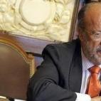 Una joven fue presuntamente violada en Málaga y el alcalde de Valladolid se despachó con una de esas frases que ya han definido el De la Riva's Style: sostuvo que hay mujeres que le buscan las vueltas al arrancarse la ropa en ascensores. Sí. ...