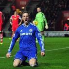 Algunos soñaban con verle otra vez jugando en el Atlético, pero no. Fernando Torres jugará en el Milan, italiano, las dos próximas temporadas. Estará cedido por el Chelsea