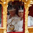 Los reyes, en el Carruaje de Estado