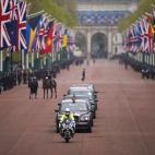 Carlos y Camilla llegando a Buckingham para prepararse para la coronación.