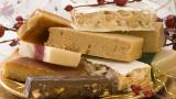 Turrón de distintos tipos.