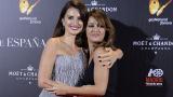 MADRID, SPAIN - NOVEMBER 24:  (L-R) Penelope Cruz and Monica Cruz attend 'La reina de Espana' (The Queen of Spain) Madrid premiere at Callao City Lights cinema on November 24, 2016 in Madrid, Spain.  (Photo by Fotonoticias/WireImage)