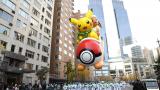 Desfile de Acción de Gracias con una carroza de Pokemon