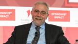 Paul Krugman, Nobel de Economía, sobre el bloqueo del estrecho de Ormuz: "El diésel ha subido un 70% más que la gasolina, y eso es lo que paga todo lo que compras, no el combustible de tu coche"