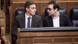Pedro Sánchez, junto a Carlos Cuerpo el pasado miércoles en el Congreso