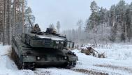 Ejercicio militar de un tanque Leopard 2 A6 en la misión OTAN de Lituania.