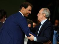 Rafa Nadal saluda a Florentino Pérez en el partido entre Real Madrid y la Real Sociedad
