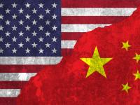 Banderas de EEUU y China
