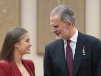 La princesa Leonor y Felipe VI en uno de los actos por el 50º aniversario de la monarquía