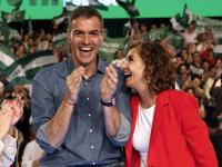 Pedro Sánchez se 'pone' la camiseta de Lamine Yamal por su gesto con Palestina: se enciende y acaba con un llamativo desliz