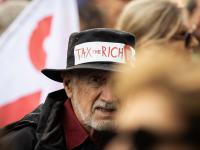 Un economista de Stanford, sobre las tecnológicas, la concentración de poder y la democracia: "El capitalismo tiene que ser más humano"