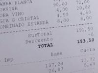 La cuenta de un restaurante.