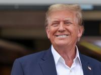 El presidente de Estados Unidos, Donald Trump, durante el Gran Premio de Fórmula 1 de Miami en el Autódromo Internacional de Miami el 5 de mayo de 2024, en Miami.