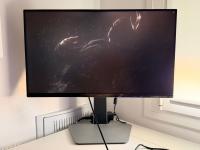 El monitor TCL 25G64.