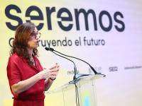 Mónica García reivindica en 'Seremos' la importancia de la sanidad pública para vivir más y mejor: "La longevidad es una conquista social que no debemos dar por sentada"
