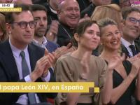 Carlos Cuerpo, Ayuso y Yolanda Díaz en el Movistar Arena durante la misa del papa Leon XIV