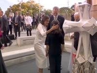 Valentina, una niña invidente, junto a los reyes y el papa León XIV.