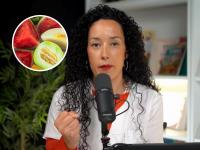 María Merino con una sandía y un melón