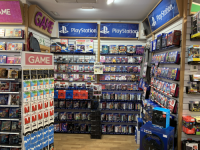 GAME, la principal tienda de videojuegos de España, se defiende del órdago de PlayStation: "En España existe un peso del videojuego físico muy alto"
