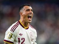 Pedro Porro celebrando la victoria tras el España-Francia en semifinales del Mundial de 2026.