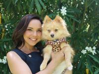 Chenoa posa junto a su perra Cloe para el programa 'Dog House'