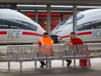 Trenes ICE de alta velocidad de Alemania en una estación.
