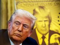 El presidente de EEUU, Donald Trump, tras la firma de la orden ejecutiva sobre la "Tarjeta Dorada Trump" de residencia, el 19 de septiembre de 2025, en la Casa Blanca.