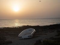Una barca en la playa de Es Cargol, en Mallorca