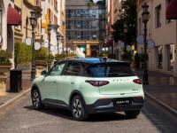 Un coche Geely-E2.