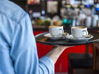 Un camarero relata lo que le ha hecho una clienta que pidió un café y es el colmo de la desfachatez: "Más agarrada que una pelea de pulpos"