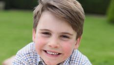 Retrato del príncipe Luis por su sexto cumpleaños realizado por Kate Middleton.